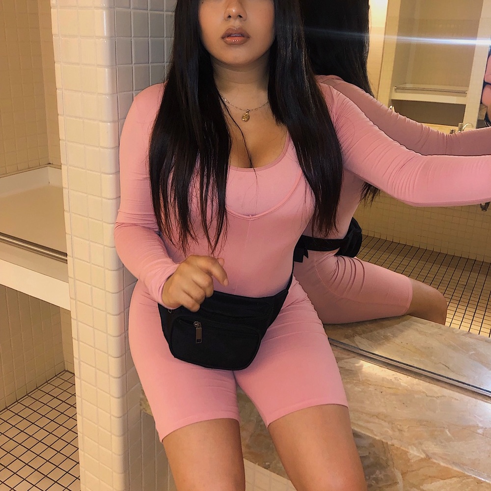 PINK ROMPER - Picture 3 of 3